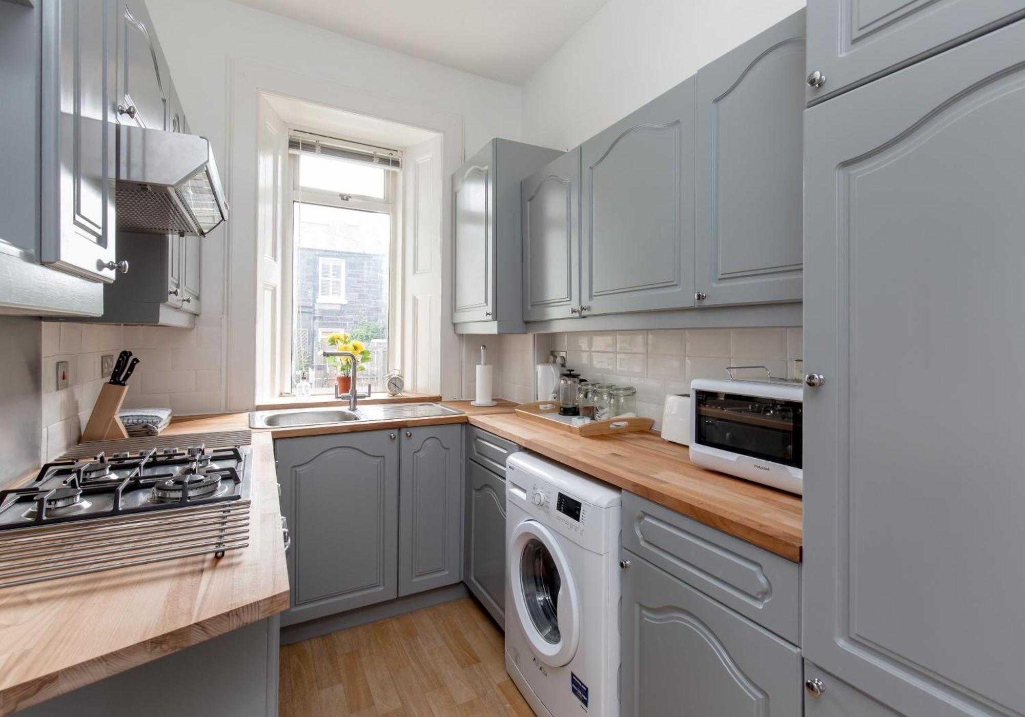 Apartment Lochend Road - 414 *