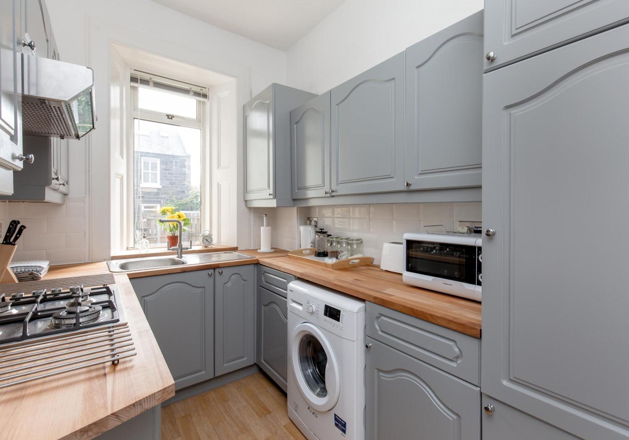Apartment Lochend Road - 414 Edinburgh
